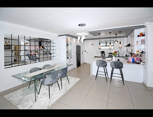 2 BEDROOM APARTMENT FOR SALE IN BROADACRES